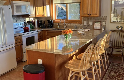 Jackson Condo | Bartlett Chalet Condo With Best Mountain Views, Amenities and Recreation