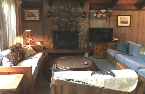 Bartlett Ski Chalet | Bartlett Chalet - New Kitchen and more - Sorry No long term rentals