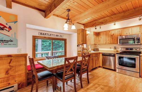 Bartlett House | Bartlett Vacation Rental w/Wraparound Deck!