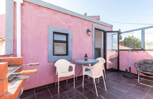 Espargal Villa | Bartsia Orange Villa, Wifi, Parking, Balcony, Swiming Pool, Garden,!New!