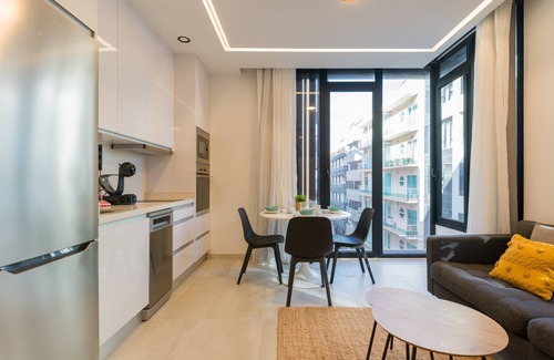Las Palmas de Gran Canaria Apartment | Basalto Beach Home By CanariasGetaway