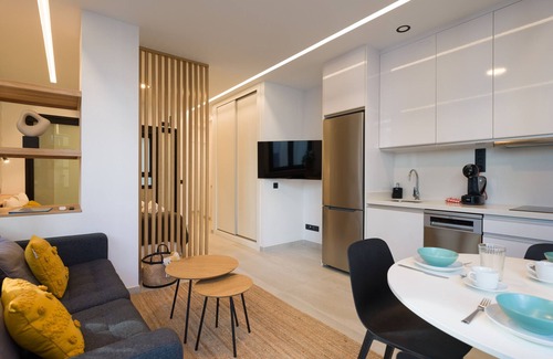 Las Palmas de Gran Canaria Apartment | Basalto Beach Home By CanariasGetaway