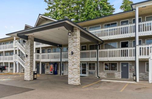 Puyallup Hotel | Basecamp Puyallup a Travelodge by Wyndham