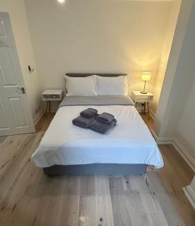 Stoke Newington Apartment | Basement Flat is Stoke Newington