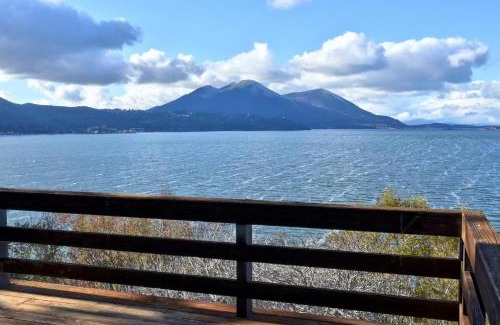 Clear Lake House | Bass Alley Bungalow Experience Wc Lodging