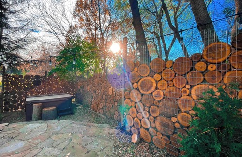 Glendale House | Bass &Sparrow - Spa Retreat on the Milwaukee River