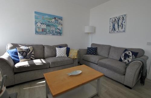 Pittenweem House | Bass View- harbourfront home Pittenweem