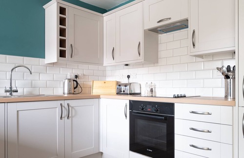 Graythwaite Apartment | Bassicks - sleeps 8 guests in 4 bedrooms