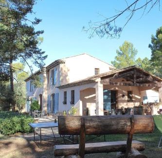 Tourrettes Bed & Breakfast | Bastide Pérassée