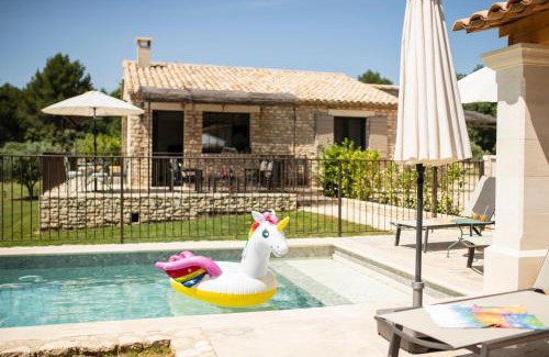 Gordes House | Bastide Toujours Dimanche, Maison de vacances avec vue & piscine chauffée