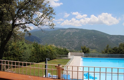 Mollans-sur-Ouveze House | Bastidon hamlet scrubland;