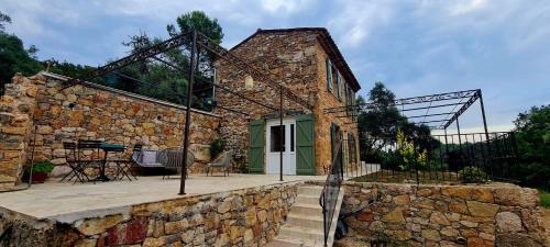 Salernes House | Bastidon masdemoiselle