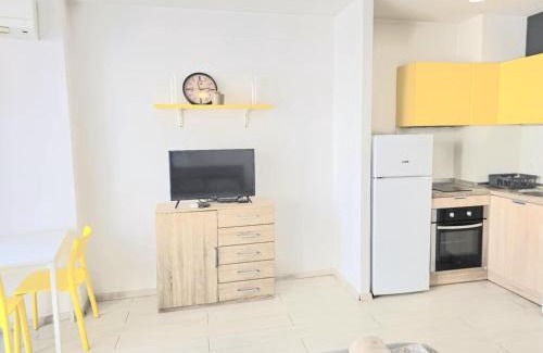 Studentski Grad Apartment | Bat but Rich