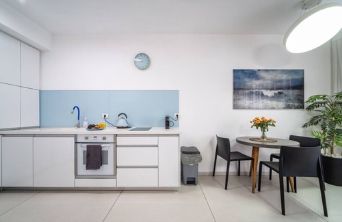 Haifa Condo | Bat Galim Full Sea View Balcony