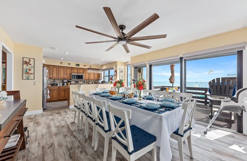 Stuart House | Bathtub Beach Retreat: 8BR/4BA Ocean-to-River w/heated pool +Elevator Discounts!