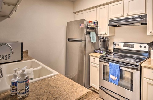Highlands - Perkins House | Baton Rouge Townhome ~ 3 Mi From LSU Campus!
