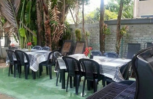 Batu Ferringhi House | Batu Ferringhi Bungalow Homestay