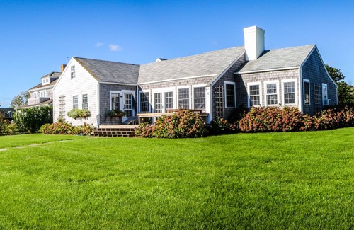 Siasconset House | Baxter Road House Available some of June and September 2025
