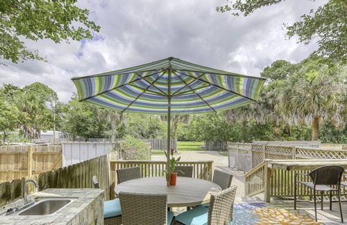 Apalachicola House | 🌴Bay Breeze Believer Apalachicola Bay Front Home with Fishing Dock🌴