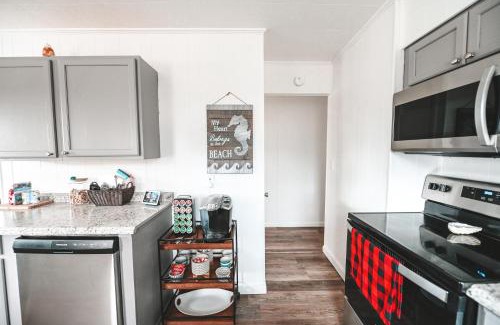 Morehead City House | Bay Breeze Retreat