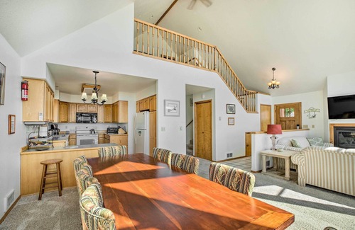 Bay City House | Bay City Home w/Gorgeous Bay Views From Deck