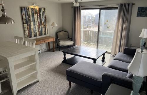 Provincetown Apartment | Bay Colony Retreat