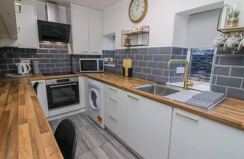 Morecambe House | Bay Cottage Morecambe Beach 4 Berth - 2 Bedrooms