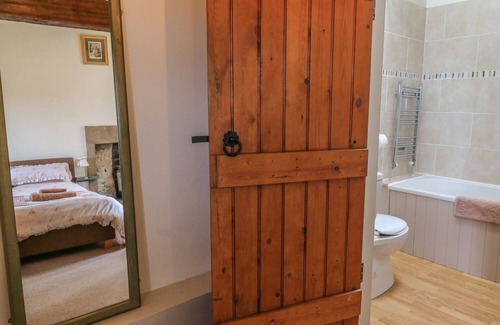 Haworth Cottage | BAY COTTAGE, pet friendly, with open fire in Haworth