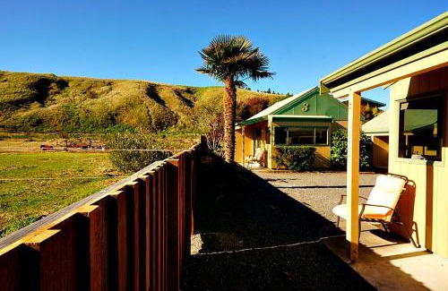 South Bay Hotel | Bay Cottages