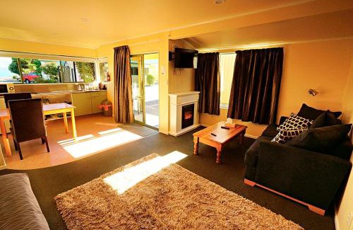 South Bay Hotel | Bay Cottages