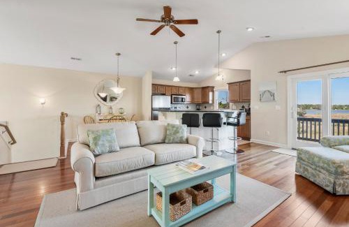 Colington House | Bay Dream Believer