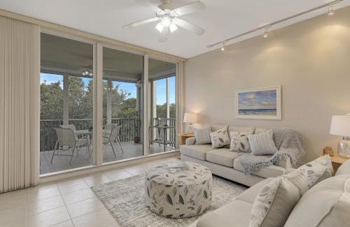 Vanderbilt Beach Apartment | Bay Front Bliss and Short Stroll to the Beach