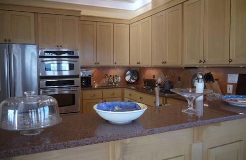 Panacea House | Bay-front! Gorgeous! Spacious! 5/3 Sleeps 14+. Boater's Dream! Close to FSU!