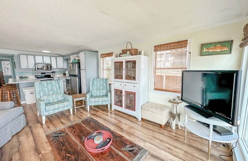Royal Lagoons House | Bay Front home in protected cove