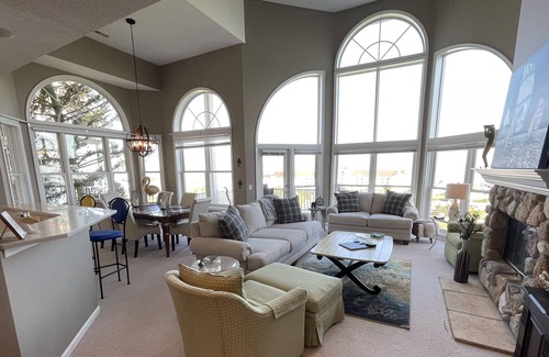 Bay Harbor Condo | Bay Harbor Condo With Spectacular Lake Michigan Views