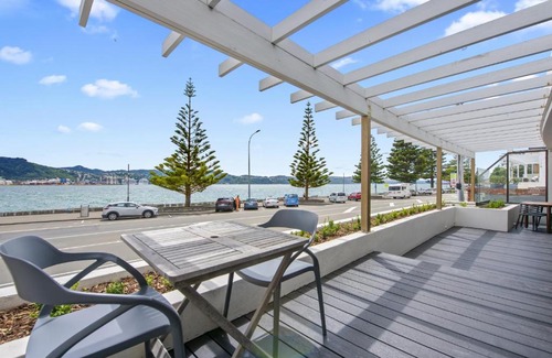 Oriental Bay Apartment | Bay Suites - 328 Oriental Parade Wellington