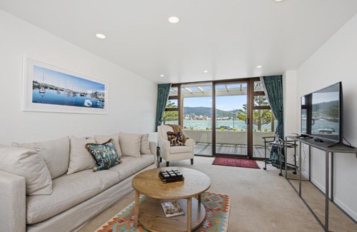 Oriental Bay Apartment | Bay Suites - 328 Oriental Parade Wellington