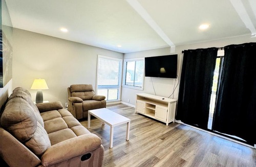 Little River Apartment | Bay tree lovely one bedroom condo