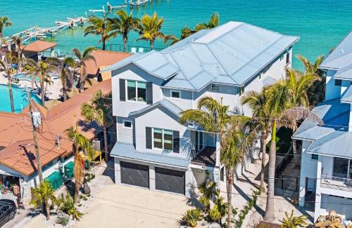 Anna Maria House | Bay View Beauty