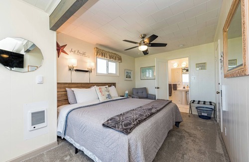 Sequim Bed & Breakfast | Bay View Room - King, Water view, Jetted tub