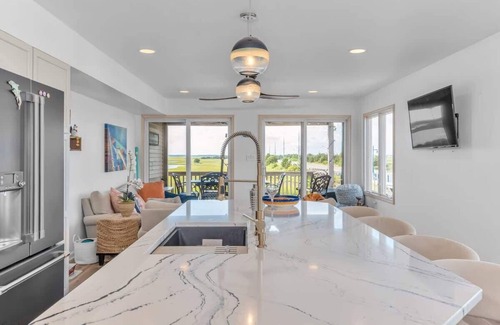 Avalon House | BayDream: Stylish Bay Front Escape with Fire Pit