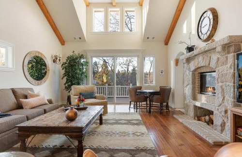 Lake Arrowhead House | Bayfront Beauty
