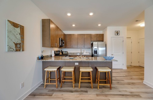 Love Creek Condo | Bayfront Condo w/Pool Access, Near Rehoboth Beach