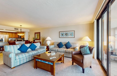 Punta Rassa Condo | Bayfront Condo with Panoramic 8th Floor Views of Sandy Beaches