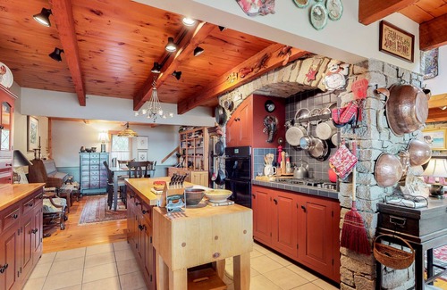 Trevett House | Bayfront home boasting gorgeous water views! Outdoor firepit and dock!