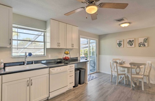 Englewood South House | Bayfront Paradise w/Heated Pool & Balcony!