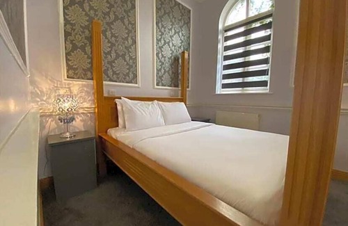 Slough Hotel | Baylis House Hotel