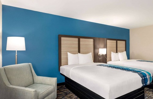 Blackwell Hotel | Baymont by Wyndham Blackwell I-35