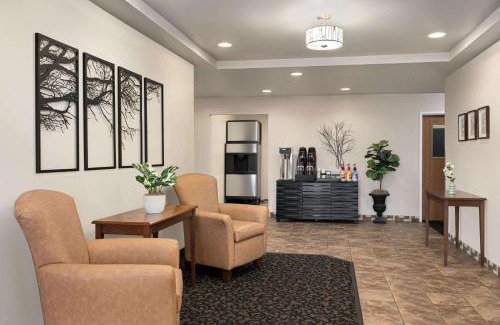 Cheektowaga Hotel | Baymont by Wyndham Buffalo