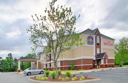 Elizabeth City Hotel | Baymont by Wyndham Elizabeth City